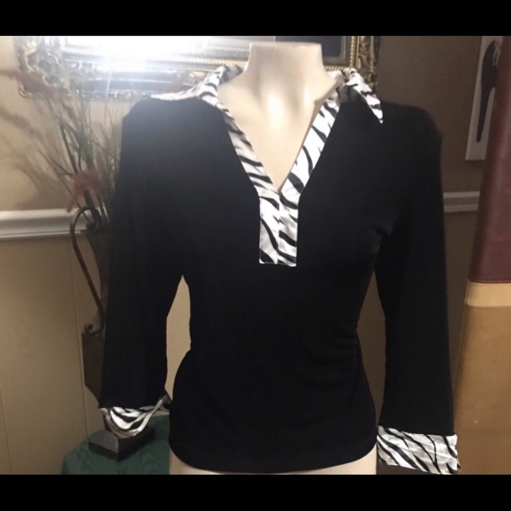 KIARA 3/4 length, zebra trimmed shirt with French cuffs